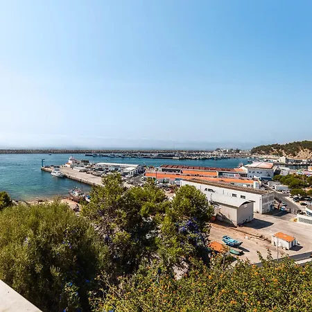 Appartement Blue Port Terrace - Comfort, Style, Pool, Ocean Views Sesimbra